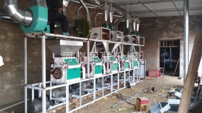 甘肅五組面粉機按裝現場