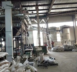 天津鴿糧設(shè)備按裝中